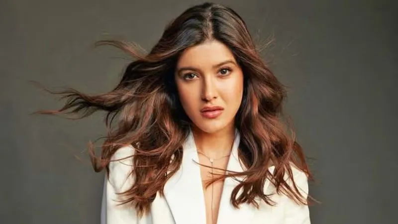 बैक-टू-बैक अलग-अलग जॉनर की फ़िल्मों में काम कर रही हैं शनाया कपूर 